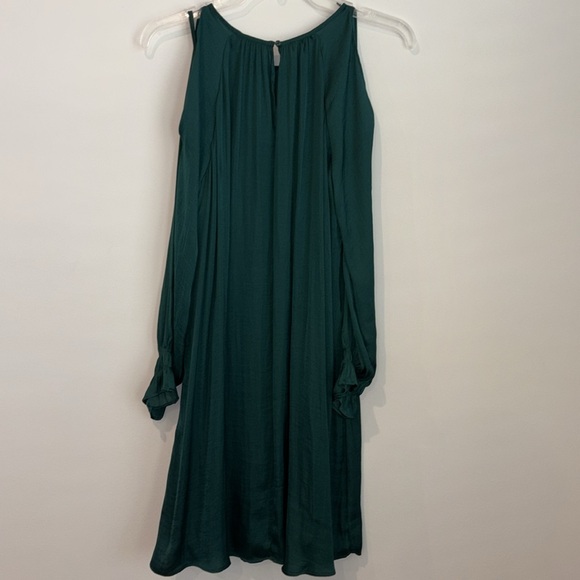 Old Navy Green Cold Shoulder Satin‎ Swing Dress Womens Medium - Picture 4 of 9